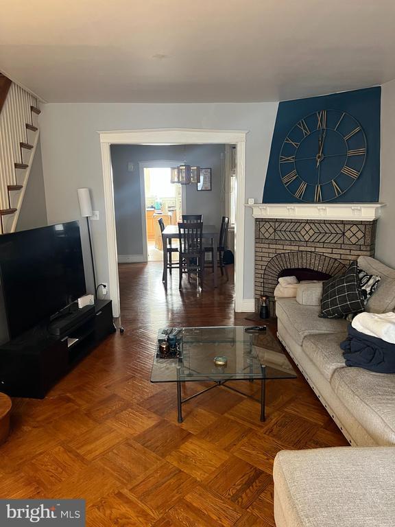 Building Photo - 655 Gerhard St