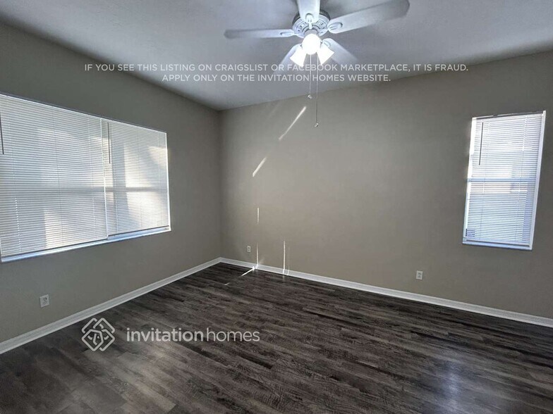 Building Photo - 1922 Raven Manor Dr