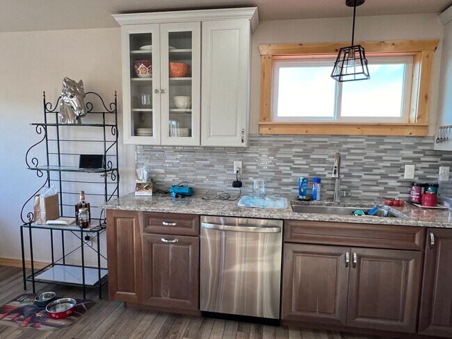 Building Photo - Spacious Family Home with Teton Views on 5...