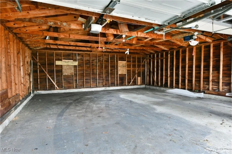 Building Photo - 2785 Deforest Rd SE