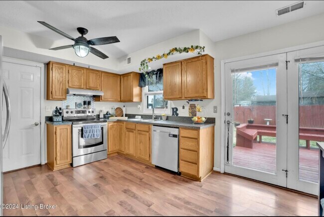 Building Photo - 10701 Grecian Rd