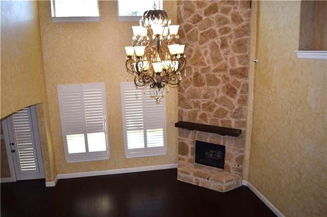 Building Photo - 115 Oakwood Ln