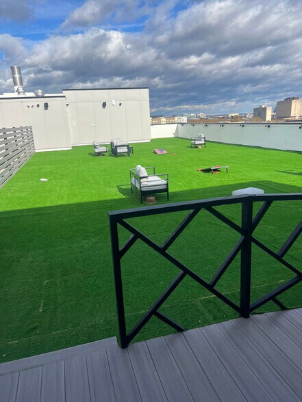 Building Photo - 19 Livingston St