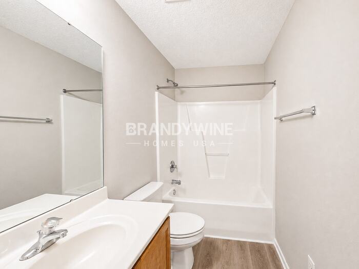 Building Photo - 1735 Thriftwood Dr