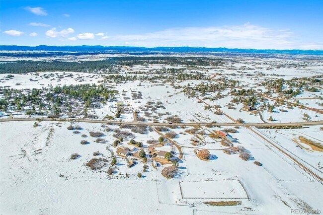 Building Photo - Flintwood- JK