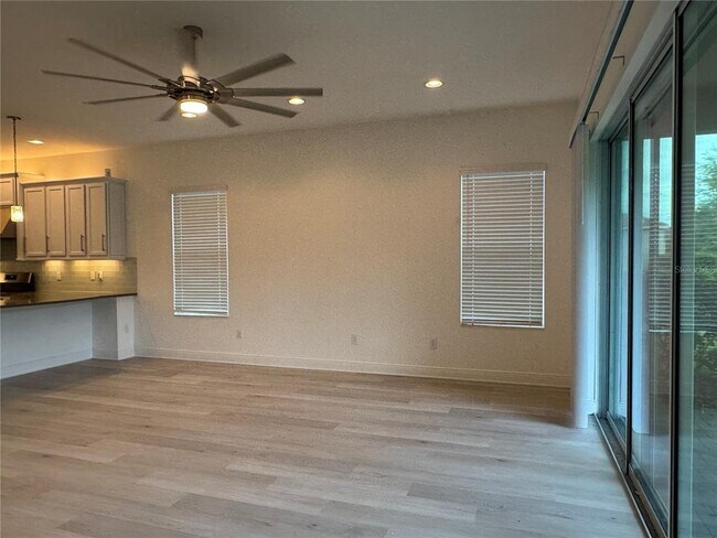 Building Photo - 30788 Lindentree Dr