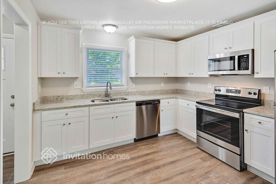Building Photo - 5009 Brooktree Dr