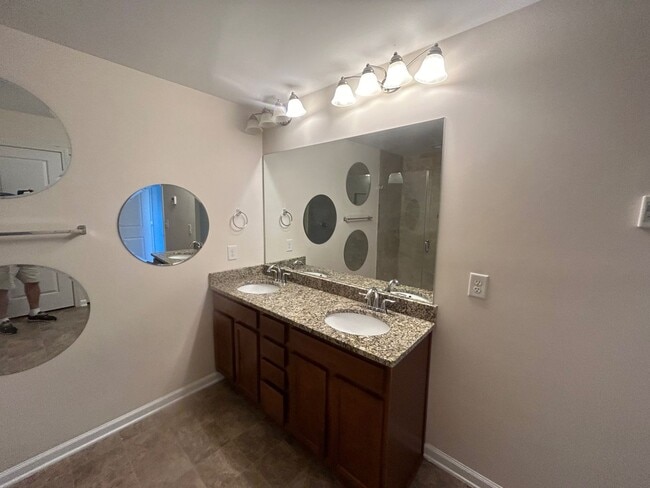 Building Photo - 336 Eagle Feather Loop