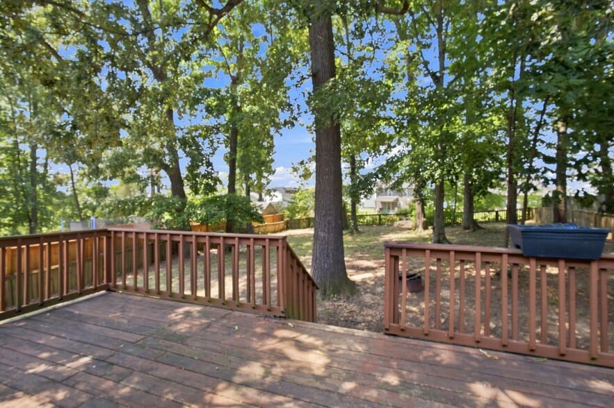 Building Photo - 1457 Cedar Springs Cir