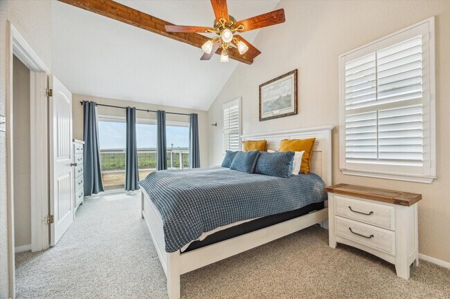 Building Photo - 395 Redfish Dr