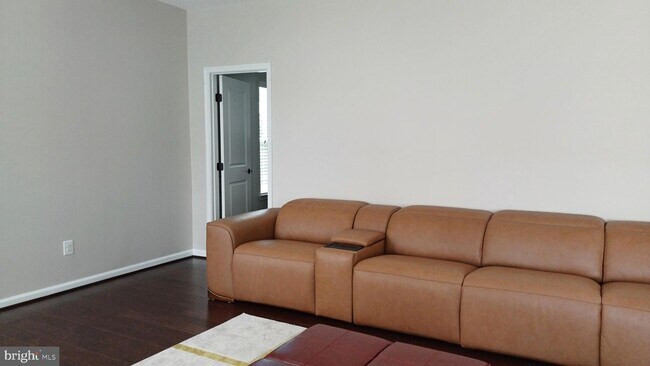 Building Photo - 25501 Emerson Oaks Dr
