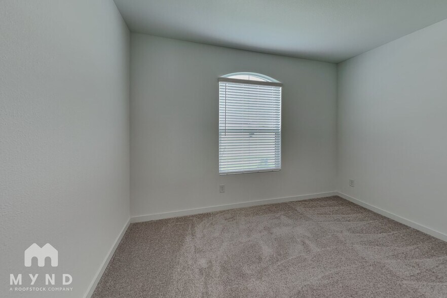Building Photo - 1718 Milton Dr