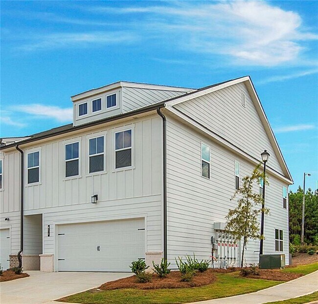 Building Photo - 410 Pt Pl Dr