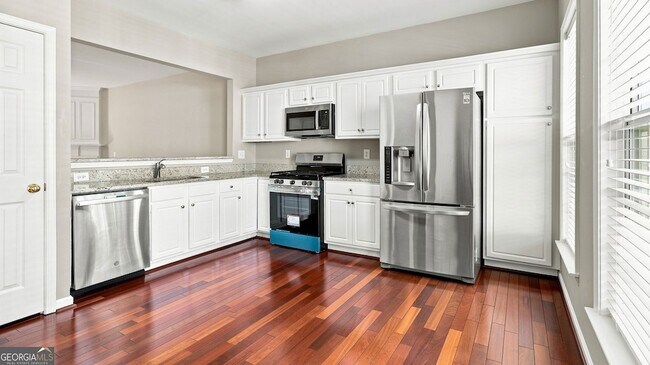Building Photo - 3389 Lathenview Ct
