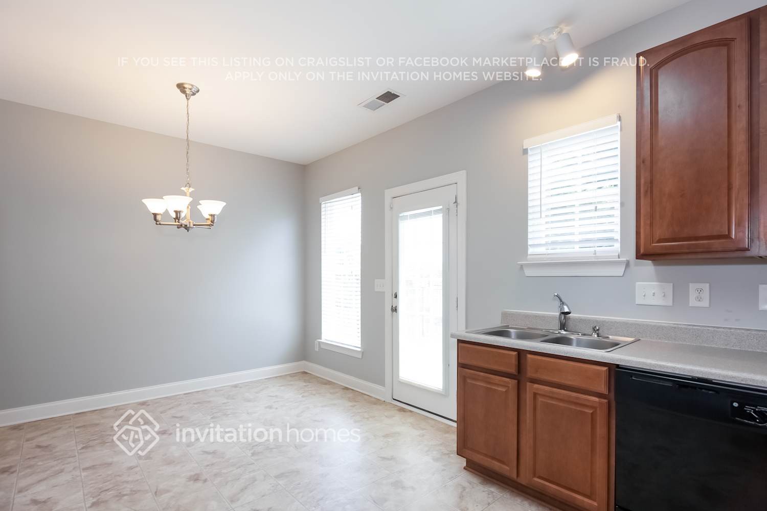 Building Photo - 9641 Storybook Ave NW