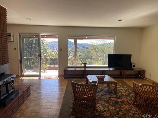 Building Photo - 2965 Vía Del Cielo