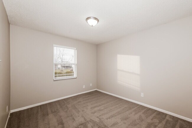 Building Photo - 2069 Prairie Sky Ln