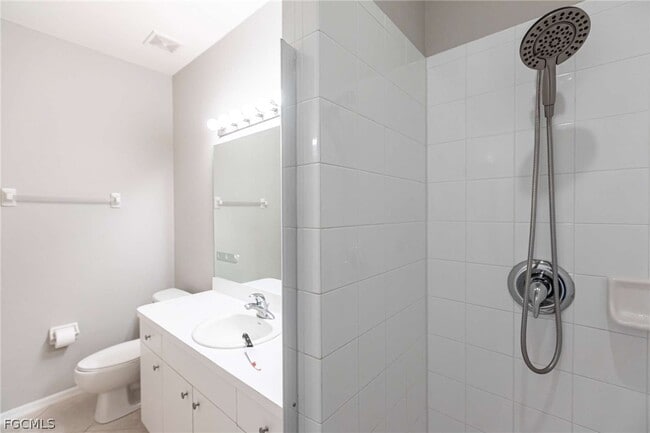 Building Photo - 8550 Kingbird Loop