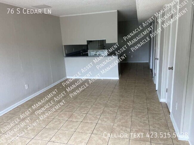 Building Photo - 76 S Cedar Ln