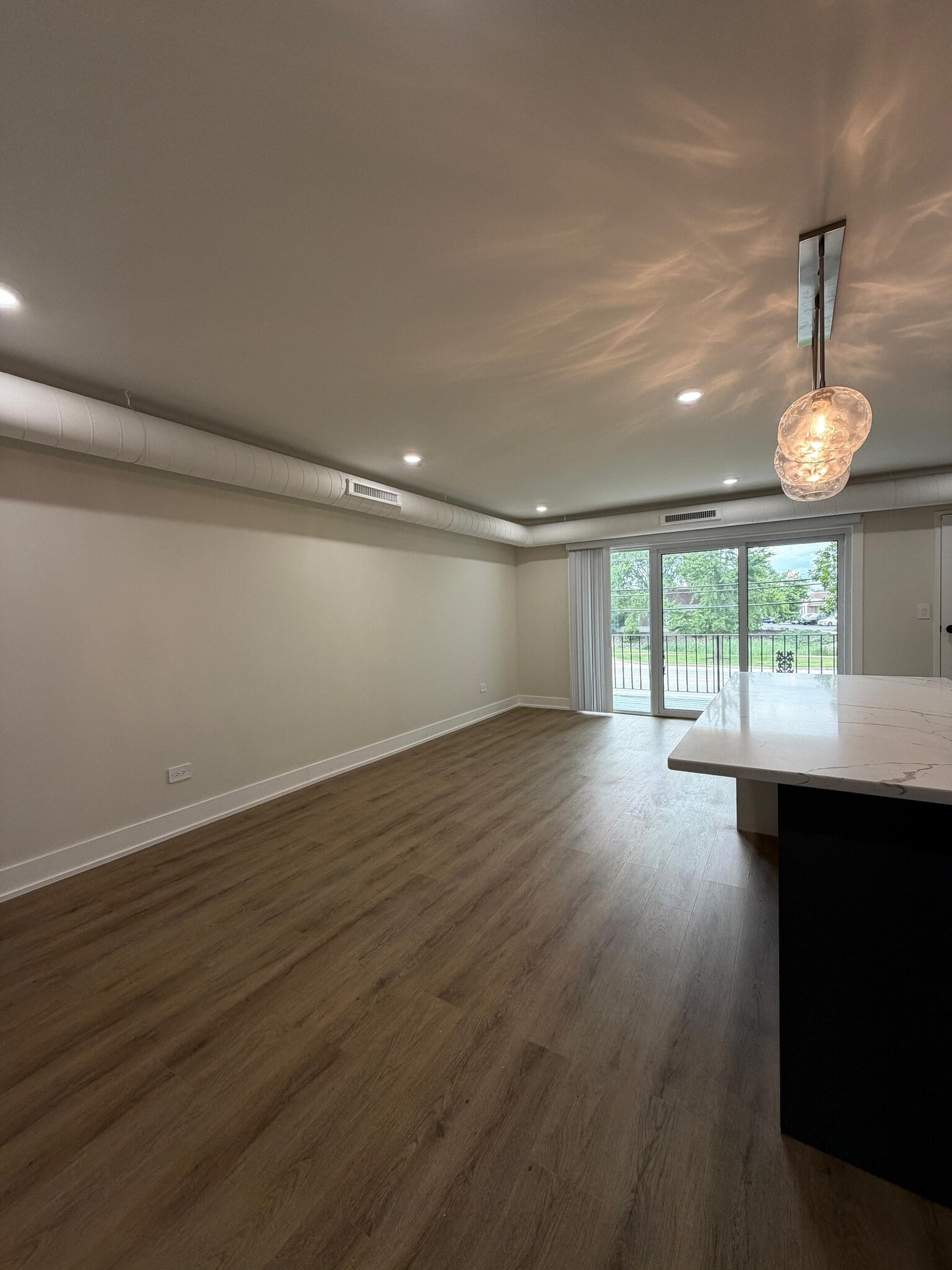 Building Photo - 10225 Dearlove Rd