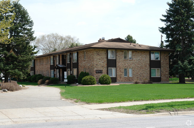 Building Photo - Cedar Manor Apartments