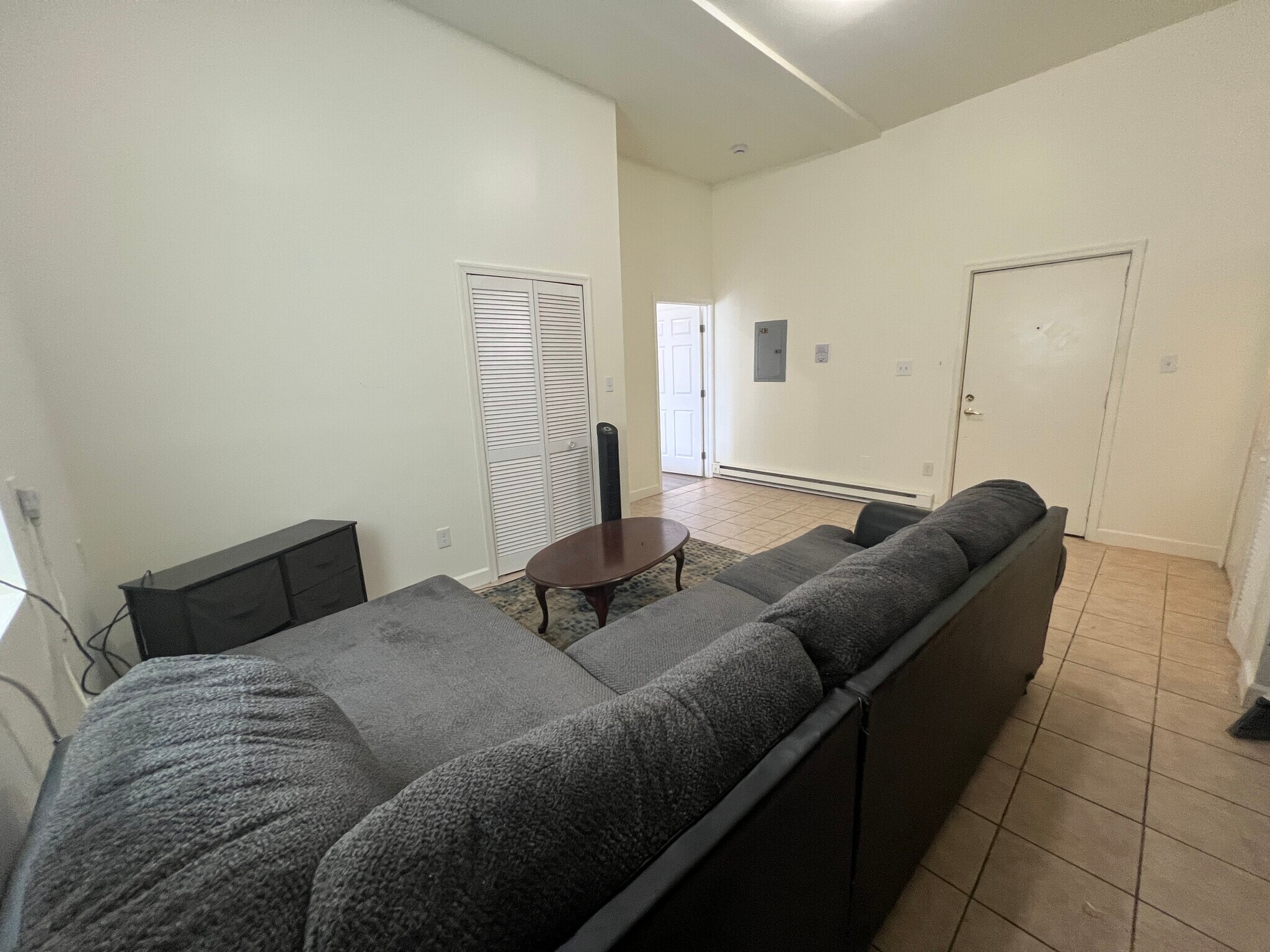 Building Photo - 310 W Main St