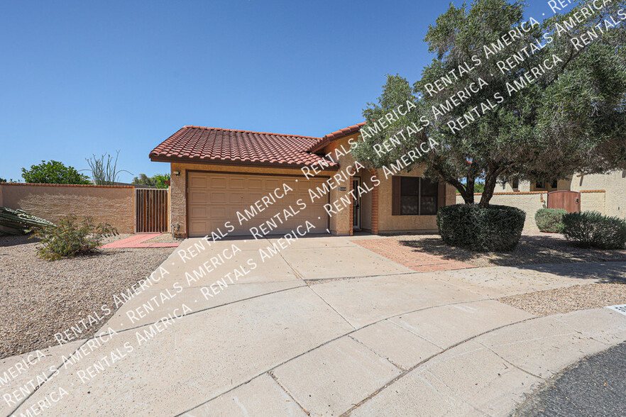 Primary Photo - 5006 E Mesquite Wood Ct