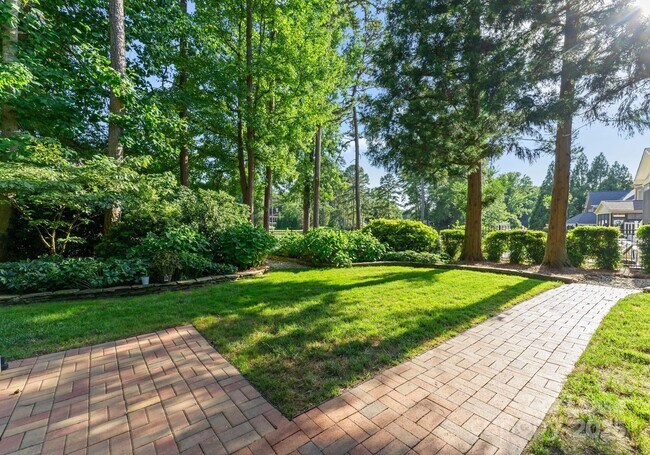 Building Photo - 18807 Dembridge Dr