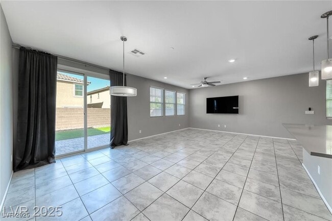 Building Photo - 3028 Gravino Ave