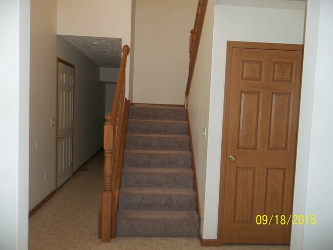 Building Photo - Pebblebrook Apartments 109