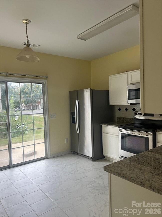 Building Photo - 9247 Cranfield Ln