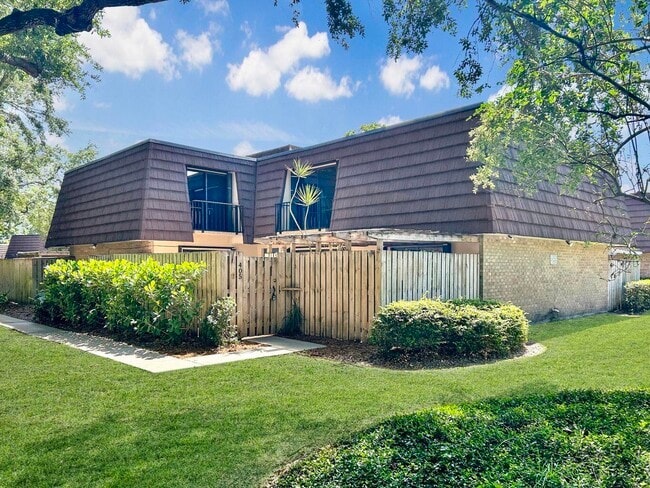 Primary Photo - 405 4th Ln