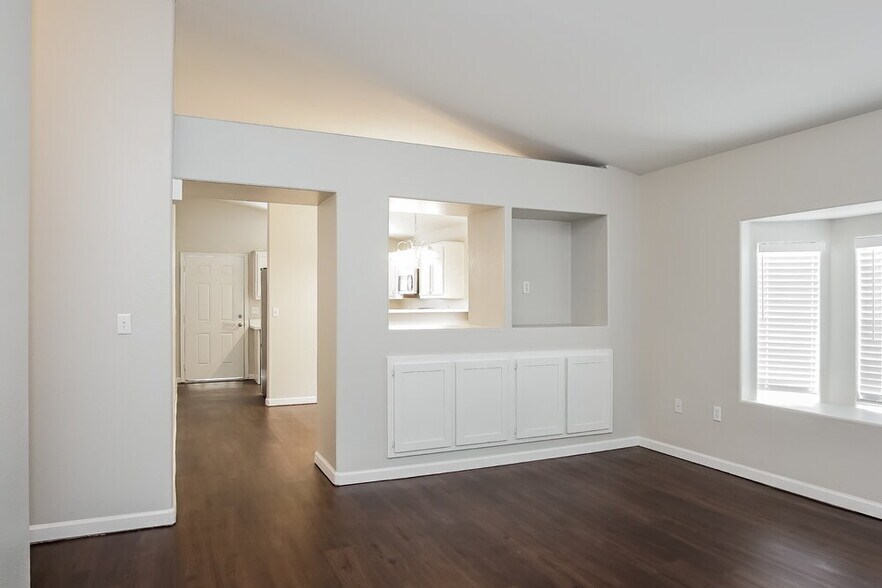Building Photo - 5254 Jewel Canyon Dr