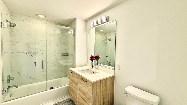 Building Photo - 16385 Biscayne Blvd