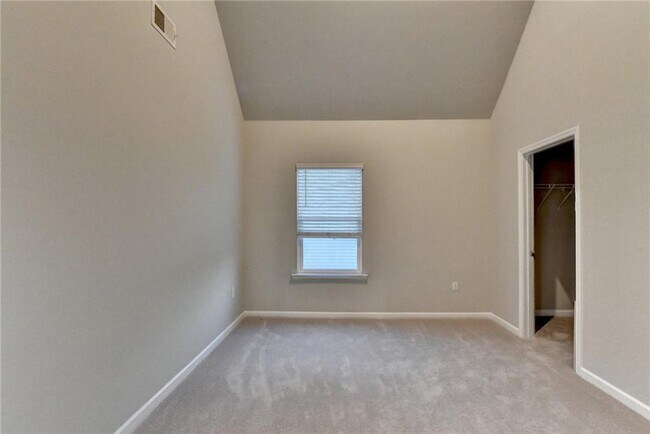 Building Photo - 461 Paxton LN