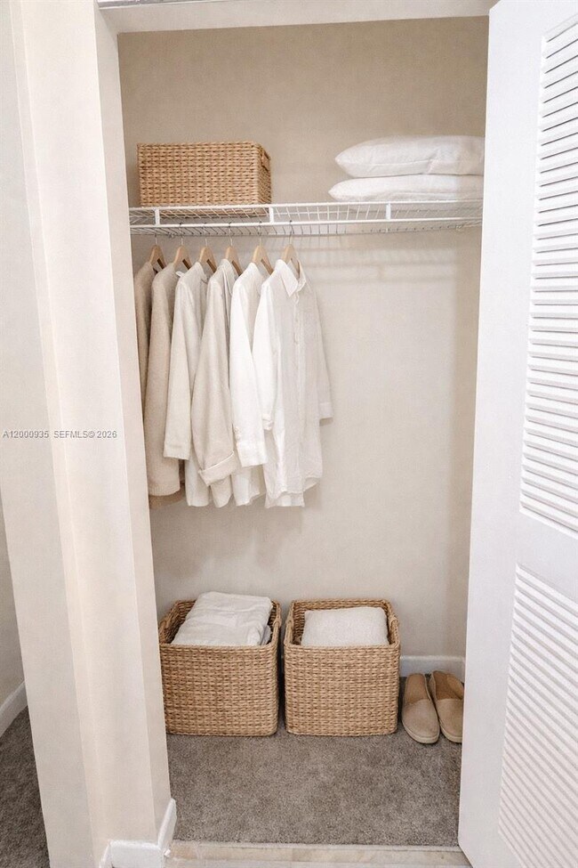 Building Photo - 5575 W 26th Ct