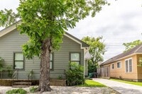 Building Photo - 1919 Lombardy St