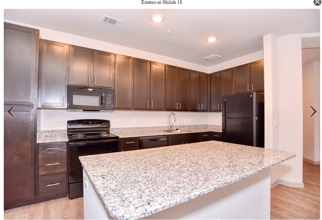 Building Photo - Estates at Shiloh