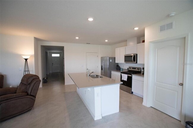 Building Photo - 5062 Foxglove Cir