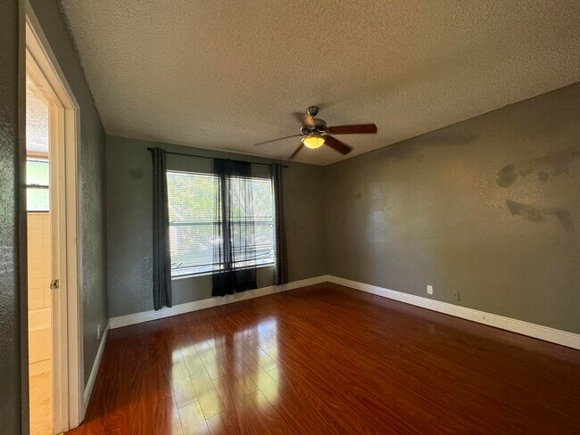Building Photo - 1541 Windorah Way