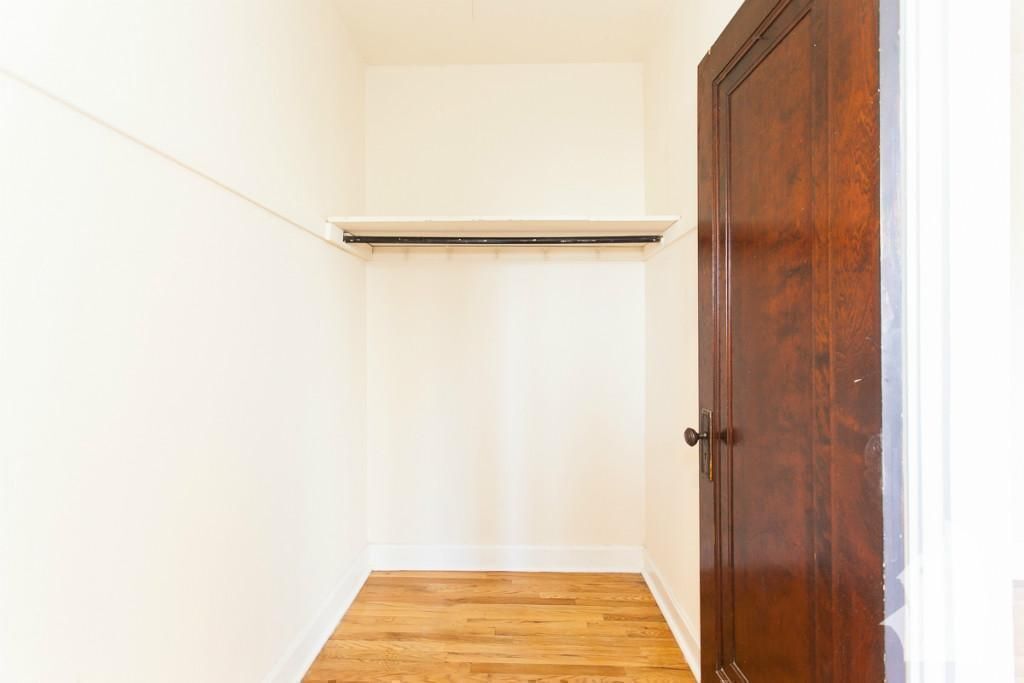 Building Photo - 4631 N Paulina St