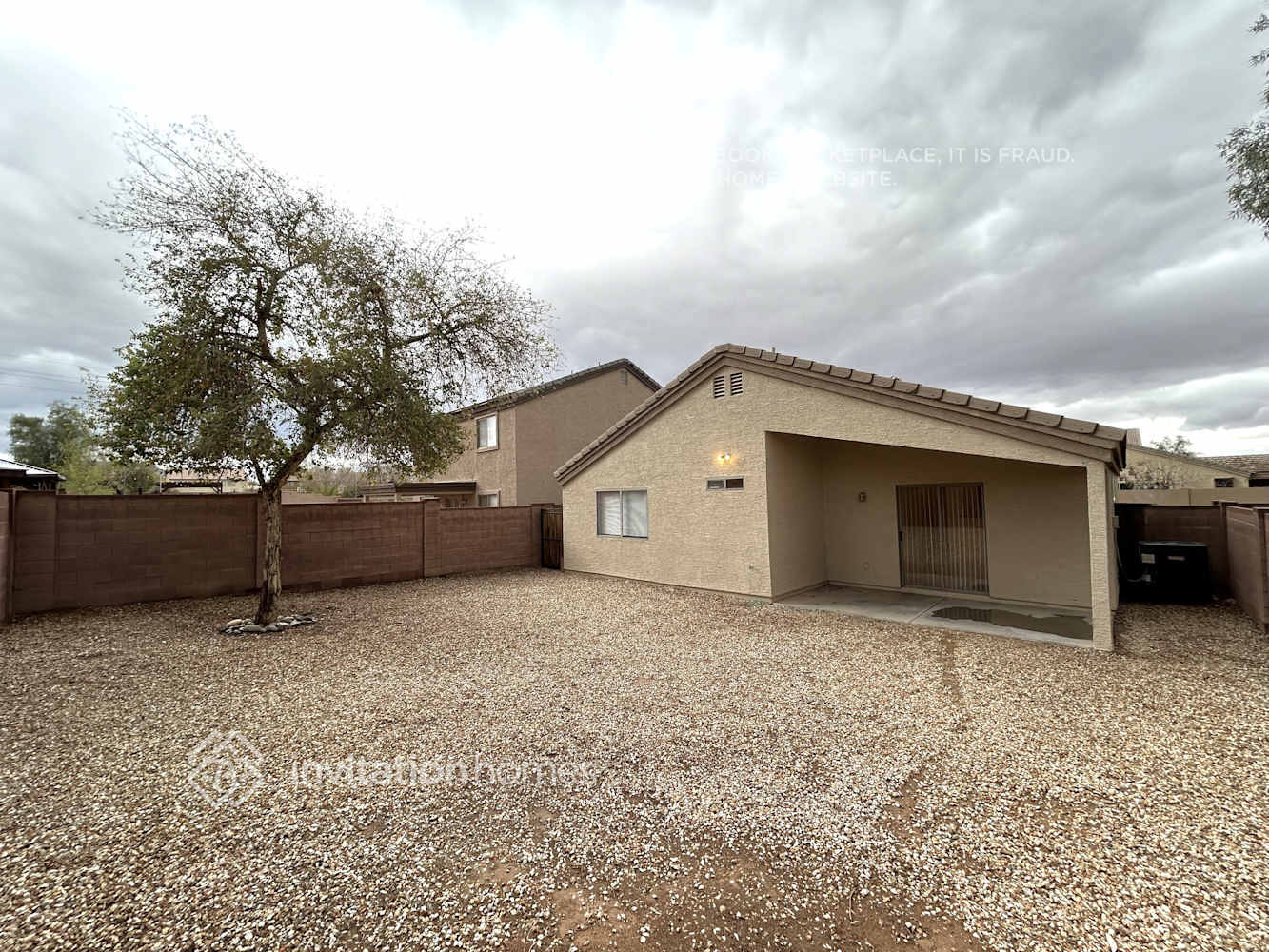 Building Photo - 5903 S 32nd Ln