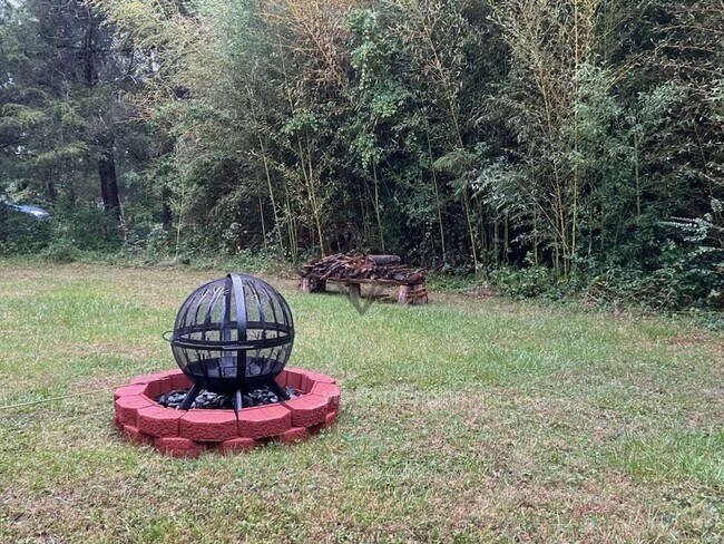 Building Photo - 100 Kendallwood Dr