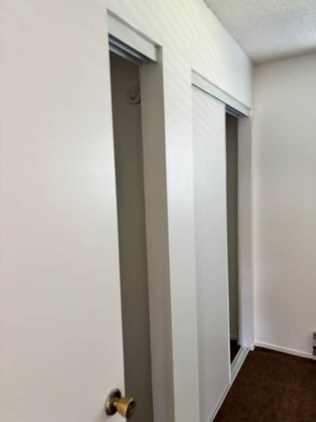 Building Photo - ONLY $1,500 PER MONTH FOR THIS SUPER CUTE , SPACIOUS 2 BEDROOM / 1 BATHROOM CONDO CENTRALLY LOCAT...