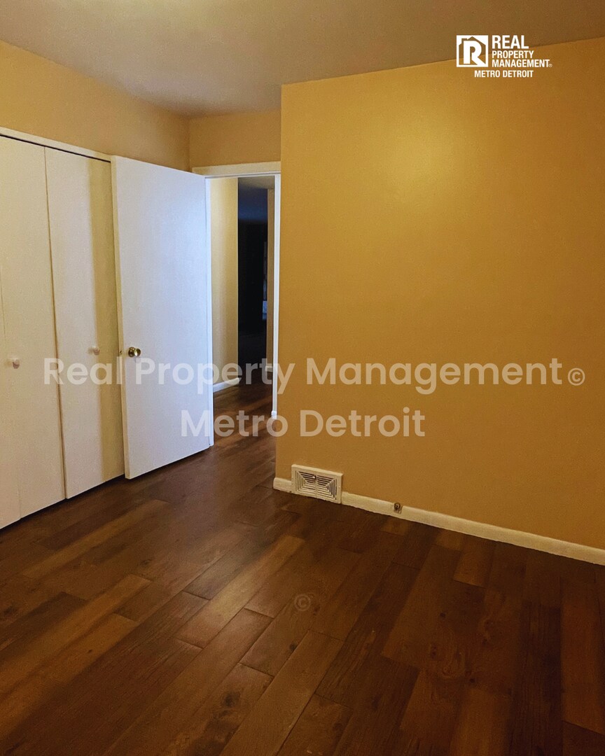 Building Photo - 29822 Rock Creek Dr