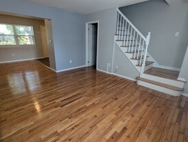 Building Photo - 215 Blake St