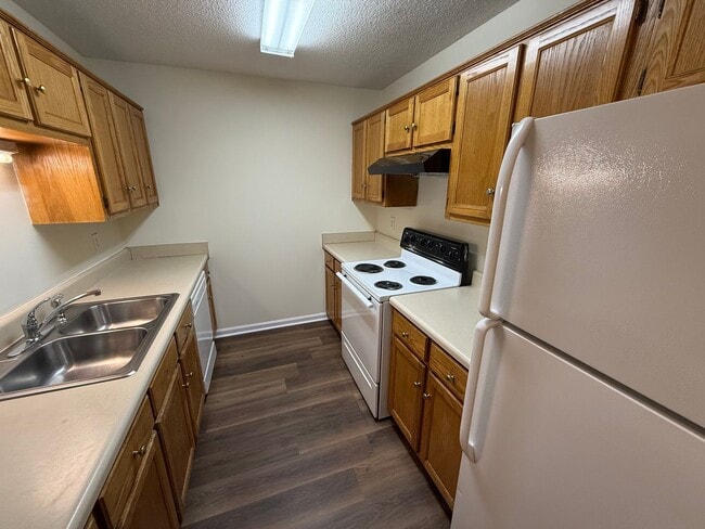 Building Photo - 6-4 Pintail Ct
