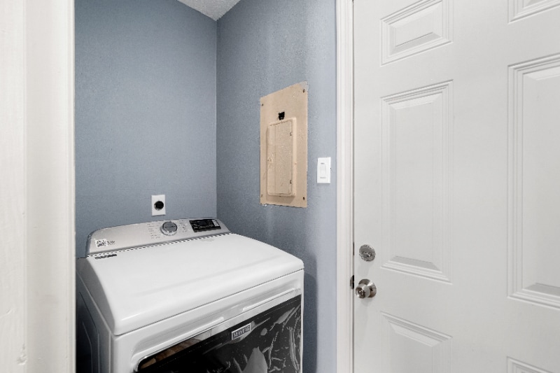 Building Photo - 12805 Westpark Dr