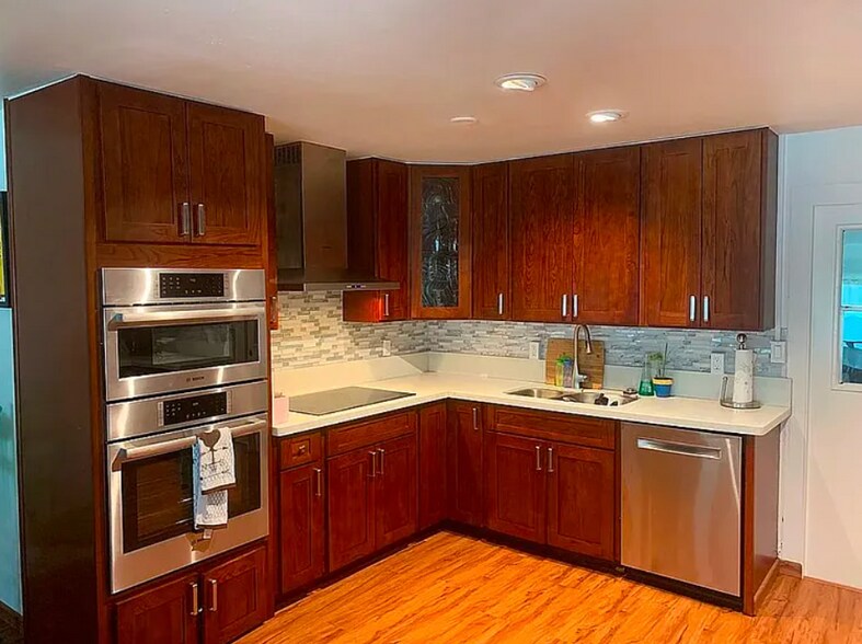 Building Photo - 410 Kaha St