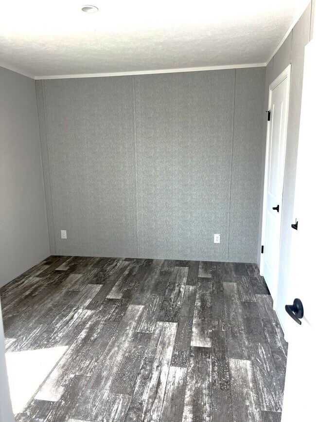 Building Photo - NEW!!!! Mobile home featuring 2 bedrooms and 1 bathroom.